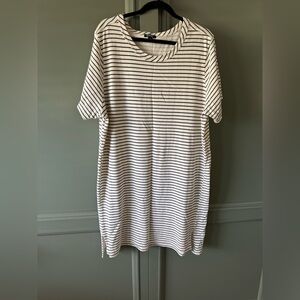 Buffalo David Bitton 
Black and White Striped Dress XXL